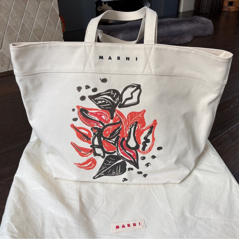 Marni elegant floral canvas tote -new& authentic